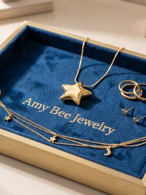 18k gold plated Celestial Bubble Star charm pendant necklace. New.